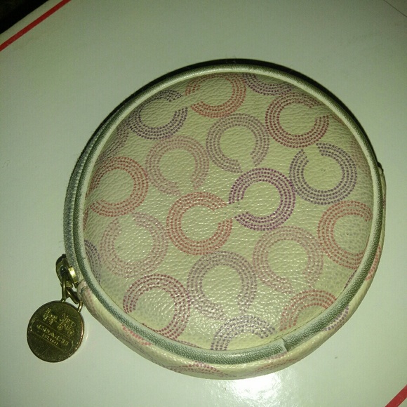 Coach coin purse/wallet - Picture 1 of 1